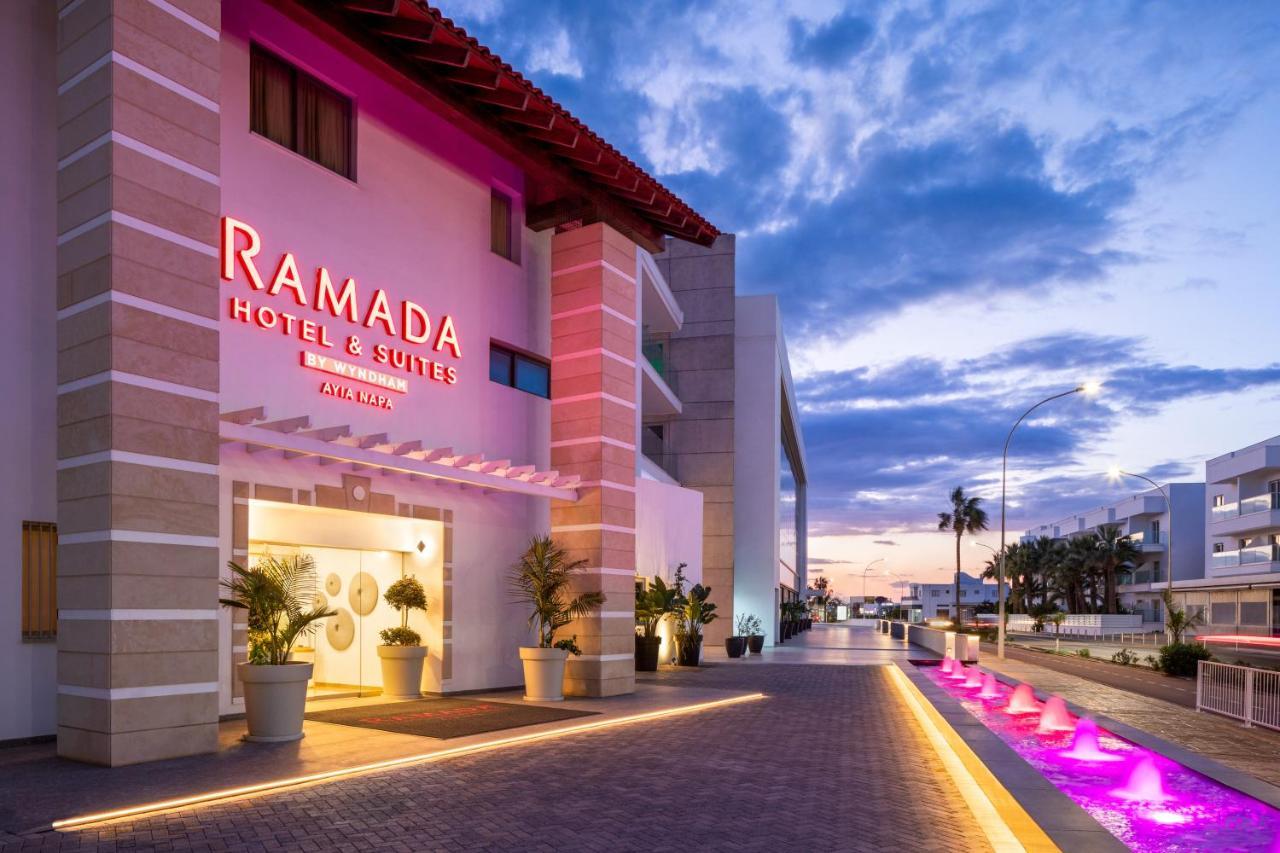 Ramada Hotel & Suites By Wyndham Айя Напа Екстериор снимка